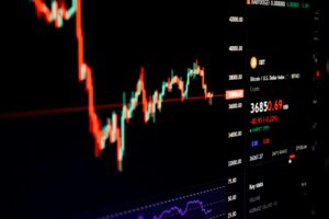 hedging vs speculation