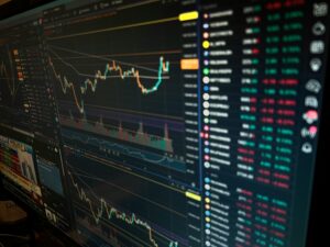 Short Selling vs Not Owning a Stock